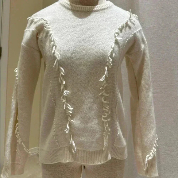 cream sweater small - Picture 1 of 4